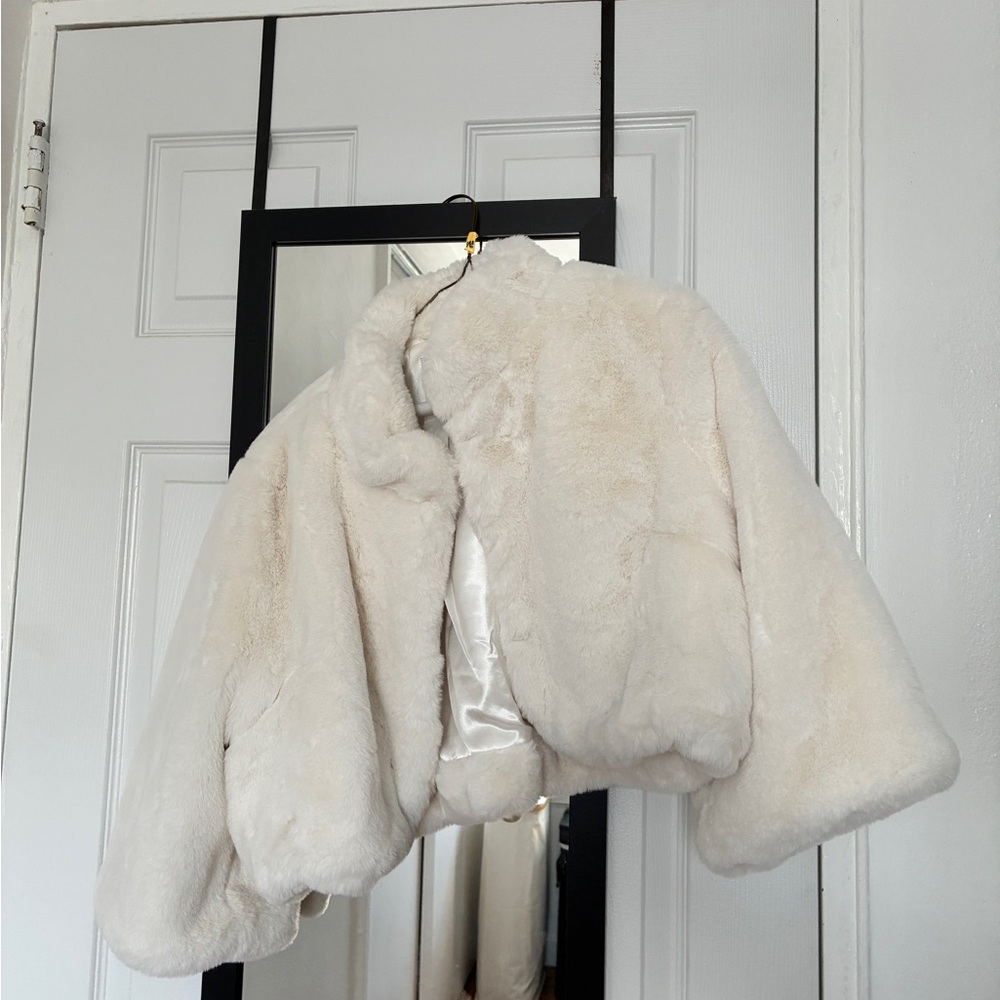 David's Bridal Cream Collared Faux Fur Jacket
